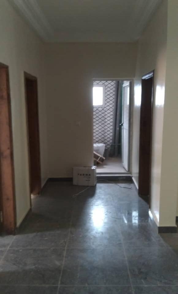 APPARTEMENT EN LOCATION;